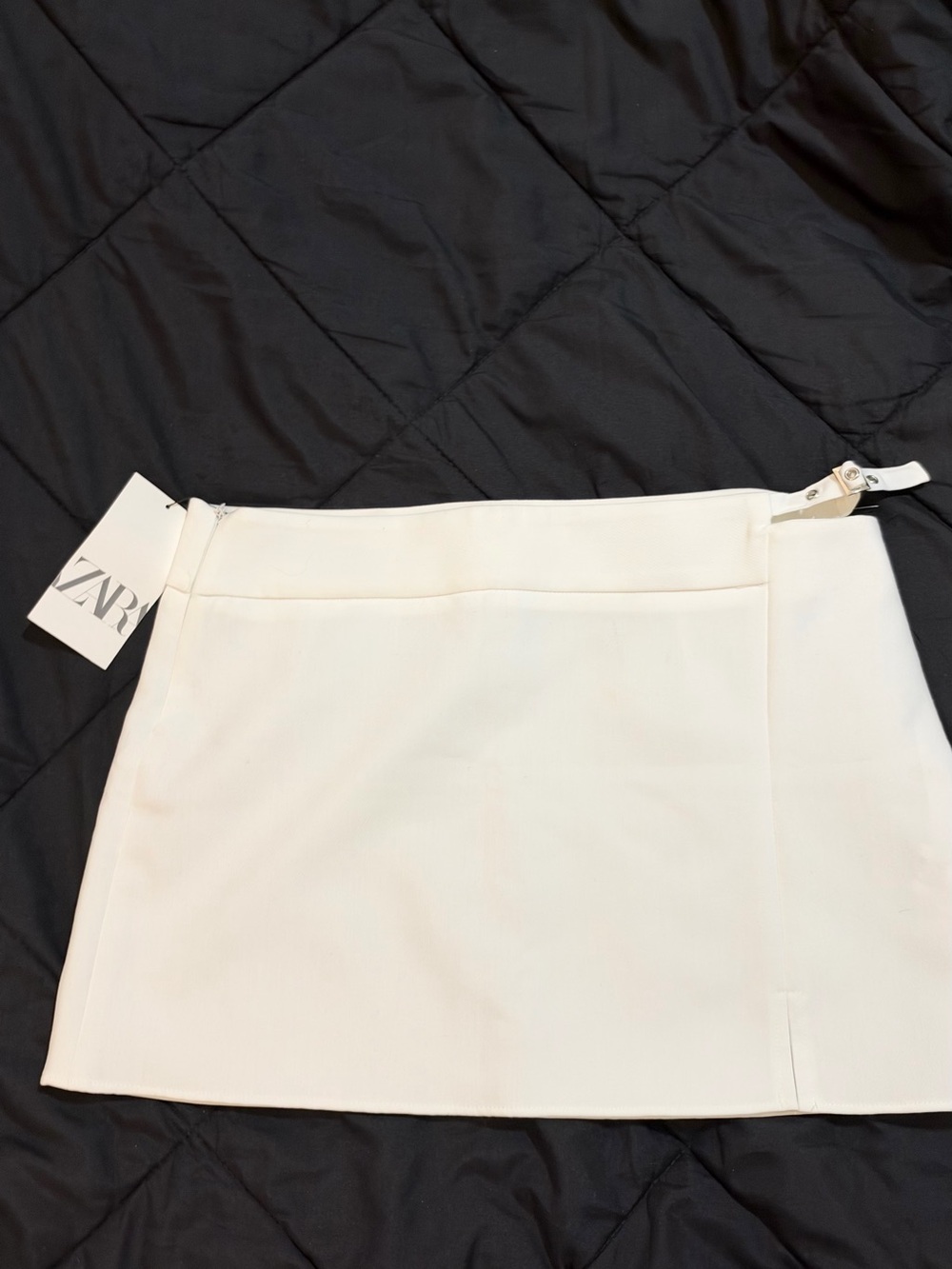 Zara Cream Mini Skirt with Clean Straight Hem